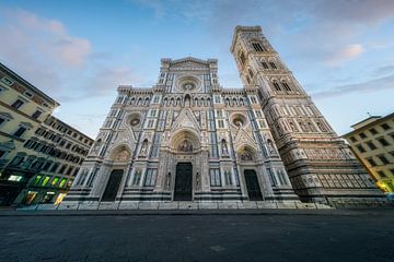 Vlak voor de Duomo van Florence - Italie