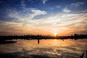 Sonnenuntergang in Terborg auf der alten IJssel in der Achterhoek