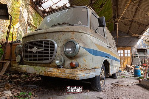 Barkas B1000 aan zijn lot over gelaten.