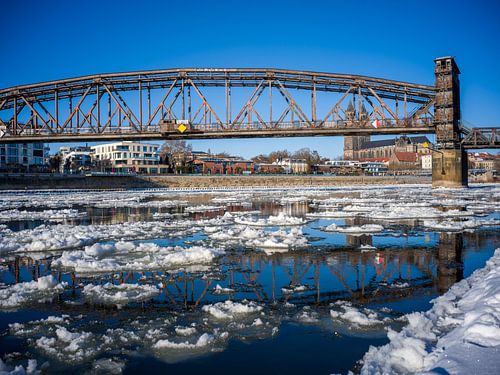 Maagdenburg - IJsschotsen op de Elbe