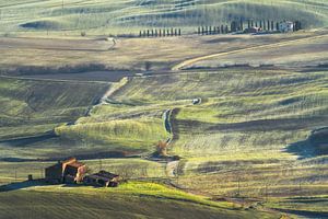 Bauernhäuser im Val d'Orcia im Winter. Toskana