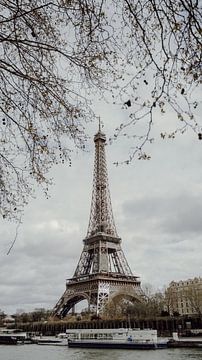 Eiffel Tower, Paris, France by Sharon Kastelijns