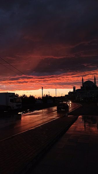 Istanbul by Hello Pompoyo