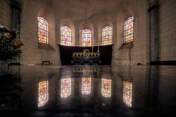 Urbex - Kirche des Raben von Angelique Brunas