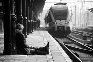 Wachtend op een trein