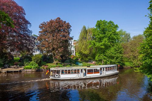 Noble Wohngebäude am Langen Zug im Frühling