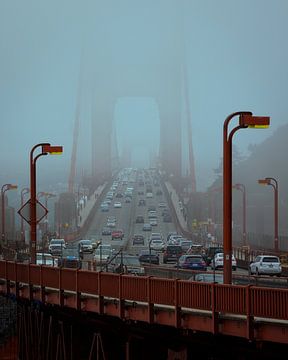 Retro Golden Gate by Thijs Friederich