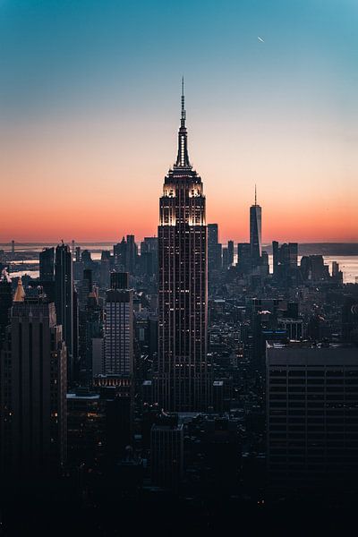 Manhattan by Hello Pompoyo