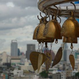 Bells above Bangkok van Mirakels Kiekje