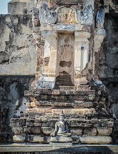 Kleine Buddha-Statue für tempelruine Sukhothai, Thailand
