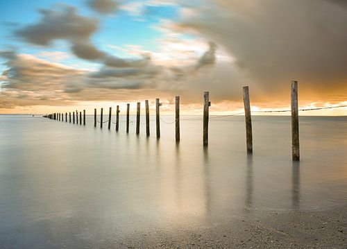 Long exposure threatening air above Maasvlakte beach