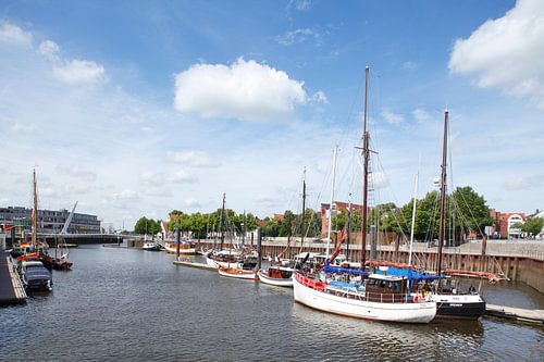 Alte Schiffe im Vegesacker Hafen, Bremen-Vegesack, Bremen, Deutschland, Europa