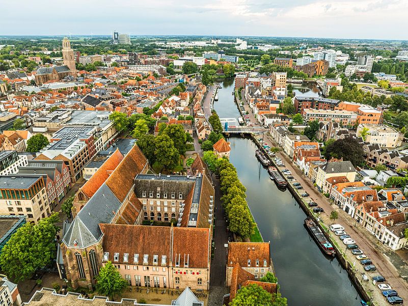 Zwolle vue d'en haut lors d'un coucher de soleil en été par Sjoerd van der Wal Photographie
