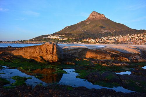 Zonsondergang Camps Bay Beach en Lion's Head Kaapstad van My Footprints