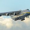 Unique en son genre : l'avion cargo Antonov An-225 à 6 moteurs. sur Jaap van den Berg