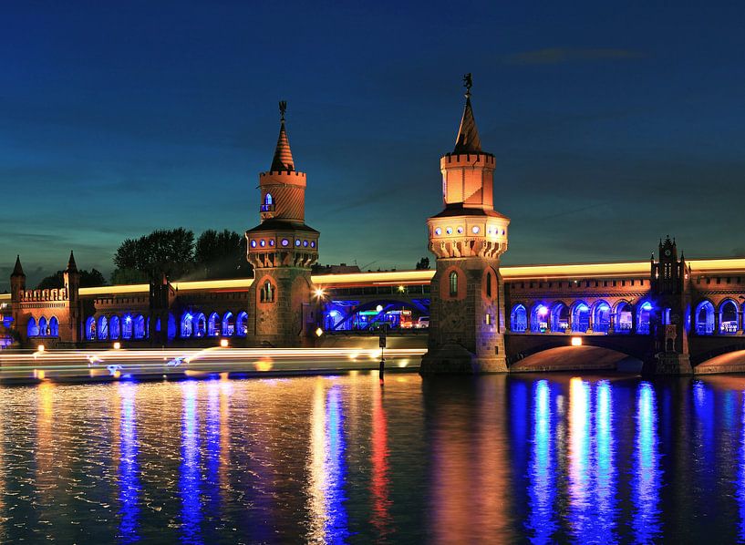 Oberbaumbrücke Berlin by Frank Herrmann
