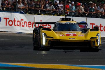 Cadillac @ Le Mans by Rick Kiewiet