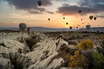 Zonsopkomst in Cappadocië vanuit een luchtballon van Paula Romein
