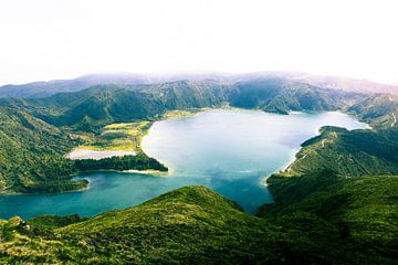 Lagoa do Fogo van Sven van Rooijen