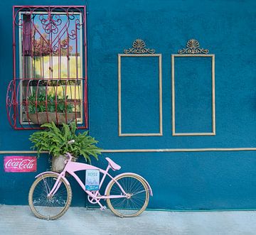 Mexiko - Puerto Escondido - Rosa Fahrrad. von Sandra houben