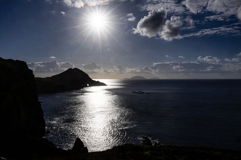 soleil radieux sur la presqu'île de san lourenco a madere par Eric van Nieuwland