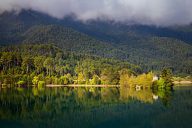 Doxa-See, Griechenland – Bergsee auf dem Peloponnes von Antwan Janssen