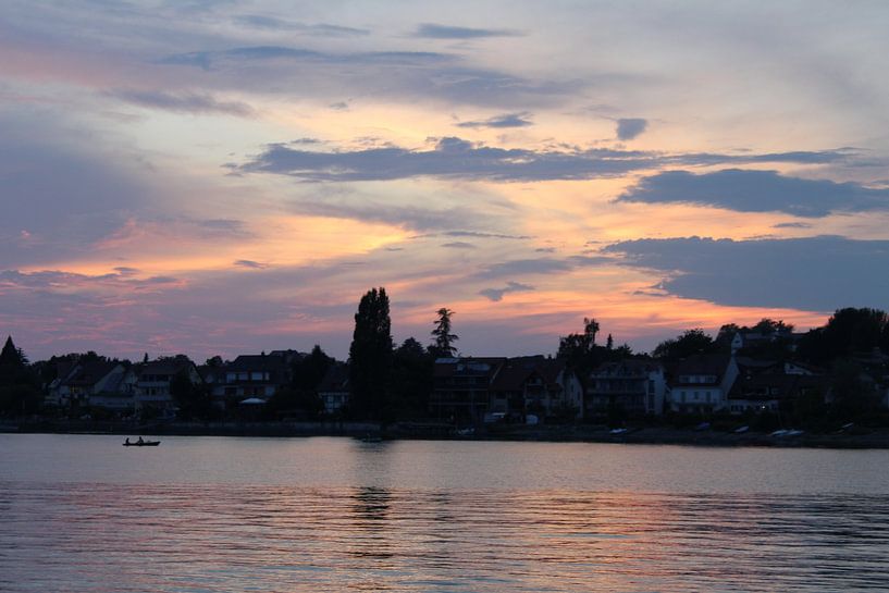 A beautiful sunset at Lake Constance by Marvin Taschik