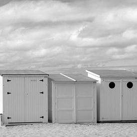 Beach huts by Arno Maetens
