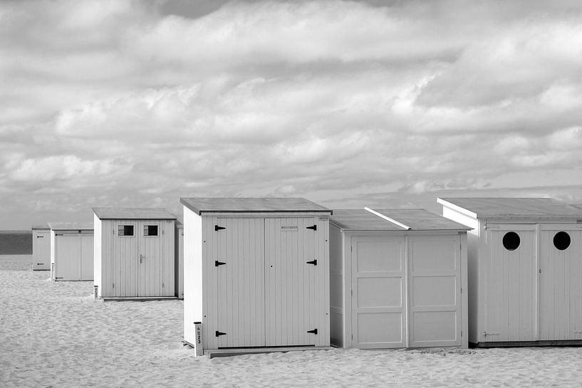 Beach huts by Arno Maetens