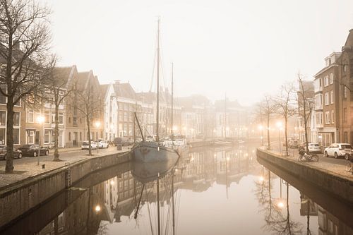 Hoge der A et Lage der A, Groningen, dans la brume sur Elisabeth Aardema