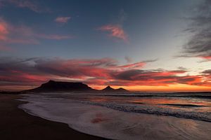 Tafelberg bij zonsondergang van Mark Wijsman