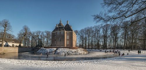 Nostalgie: schaatsen op de slotgracht bij kasteel Soelen.