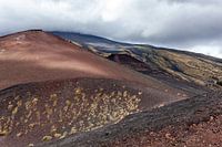 Schroffe Berglandschaft an den Hängen des Ätna