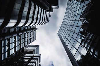 Pauzeer even en denk na...