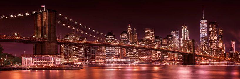 MANHATTAN SKYLINE & BROOKLYN BRIDGE Abendimpressionen | Panorama von Melanie Viola