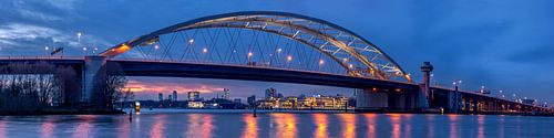 Brienenoordbrug en Skyline Rotterdam