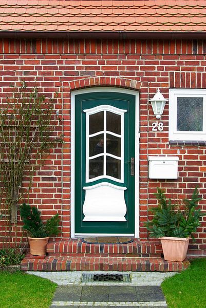 Entrance door on Sylt 4 by Norbert Sülzner