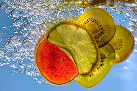Fruit in the water by Photoart-Naegele