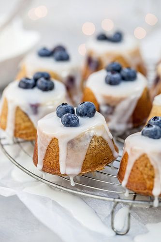 Teacakes met blauwe bessen & amandelen