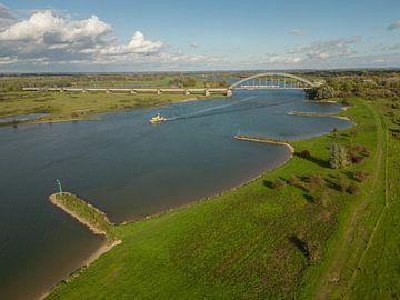 Phare dans le paysage, le pont ferroviaire de Culemborg sur Moetwil en van Dijk - Fotografie