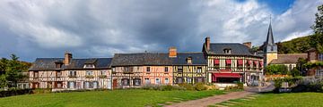 Village normand du Bec-Hellouin, France sur Adelheid Smitt