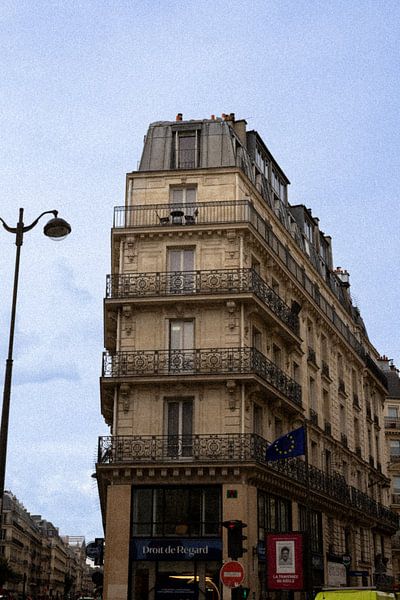 Structure d'angle d'un balcon français | Paris | France Travel Photography par Dohi Media