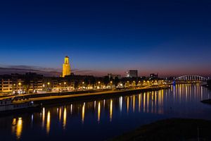 Skyline Arnhem bij zonsopkomst van Michel Vedder Photography