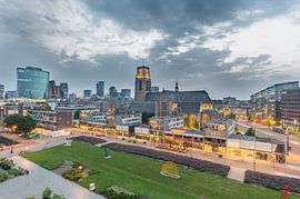 L'église St. Laurens depuis la halle du marché sur Prachtig Rotterdam