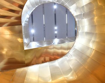 Composition #8: Spiral Staircase in Grey and Gold van Rini Kools