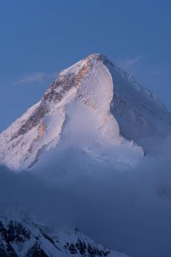 Khan Tengri berg (7010 meter) van Michiel Dros