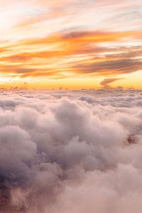 Au-dessus des nuages