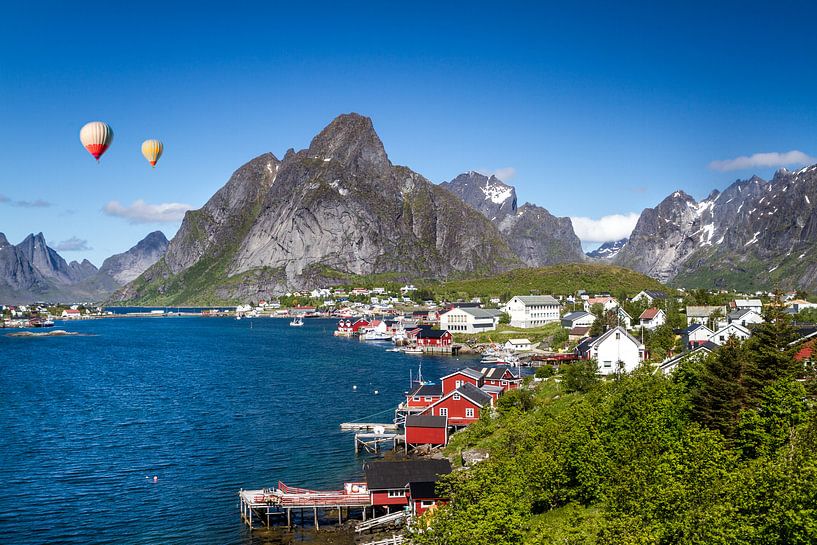 Reine Lofoten in Norway by Hamperium Photography