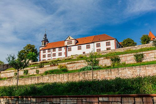 Kasteel Wilhelmsburg in herfstig licht