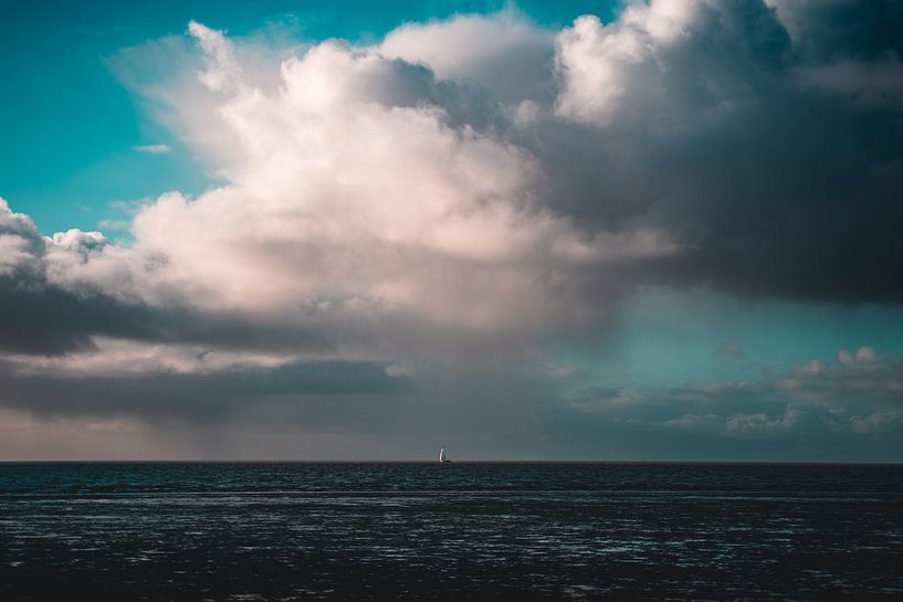 Boot op de waddenzee van Isa V